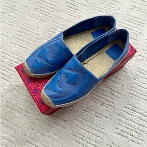 BABY BLUE TORY BURCH ESPADRILLES.